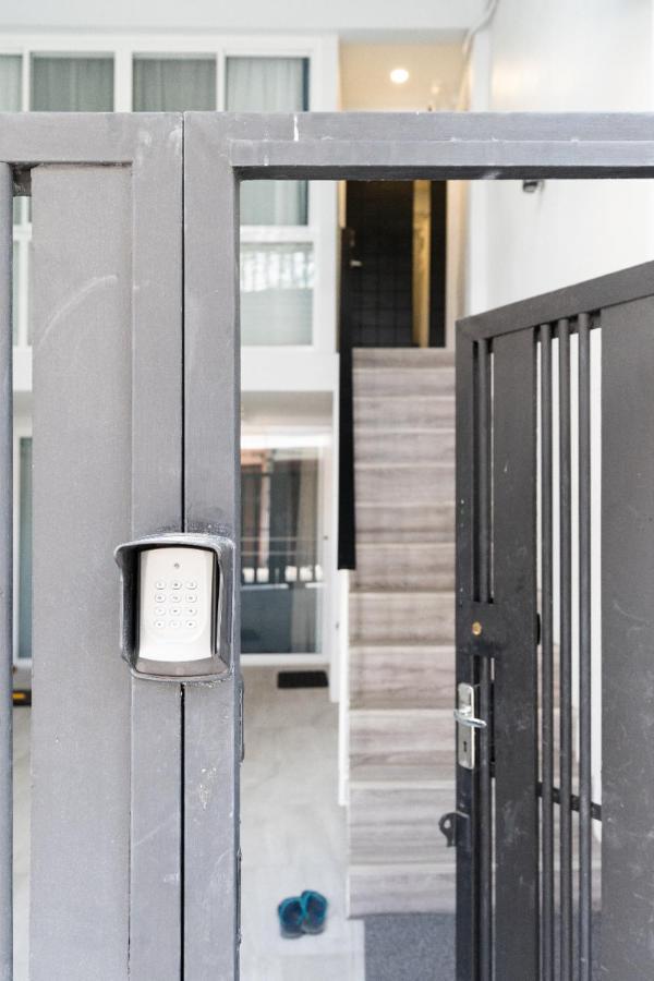 Cozy Studio 1 In Sathorn, Bts Saint Louis バンコク都 エクステリア 写真